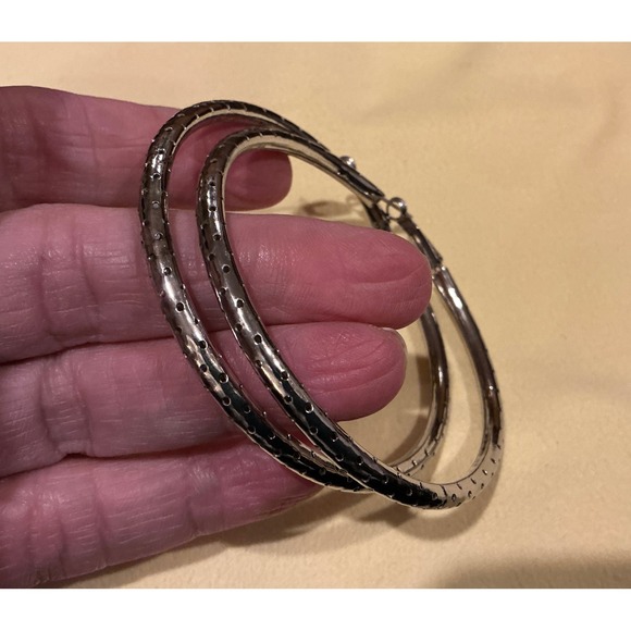 Large Silver Tone Hoop Earrings Dotted Texture‎ Statement Fashion Jewelry - Picture 5 of 5